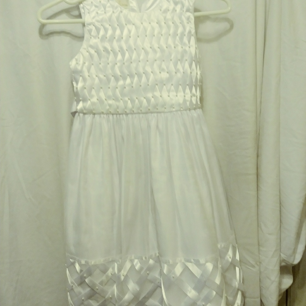 Girls dress